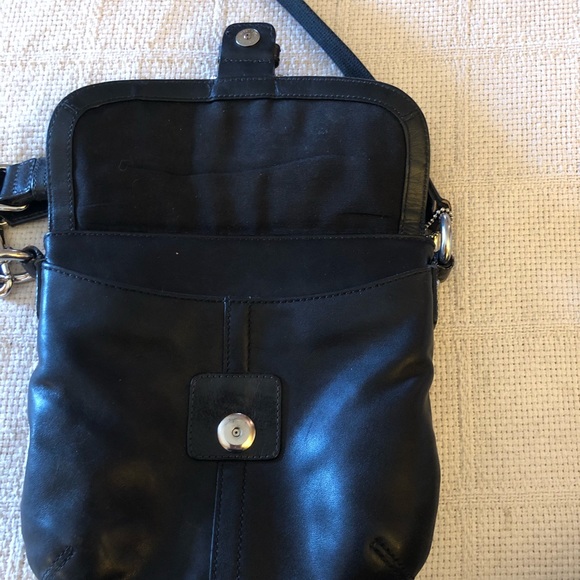 Coach Crossbody Bag -Black w/silver hardware - Picture 5 of 16